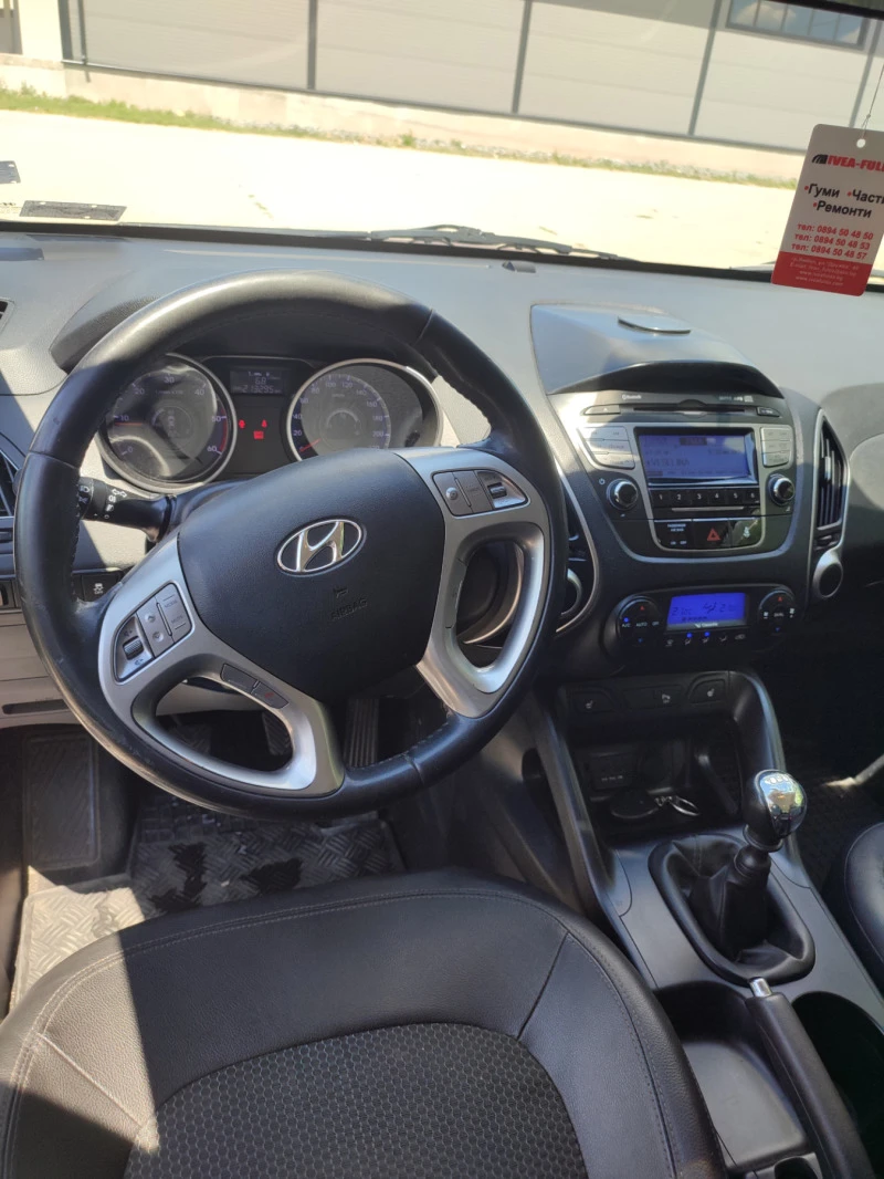 Hyundai IX35 iX35, снимка 9 - Автомобили и джипове - 46495088