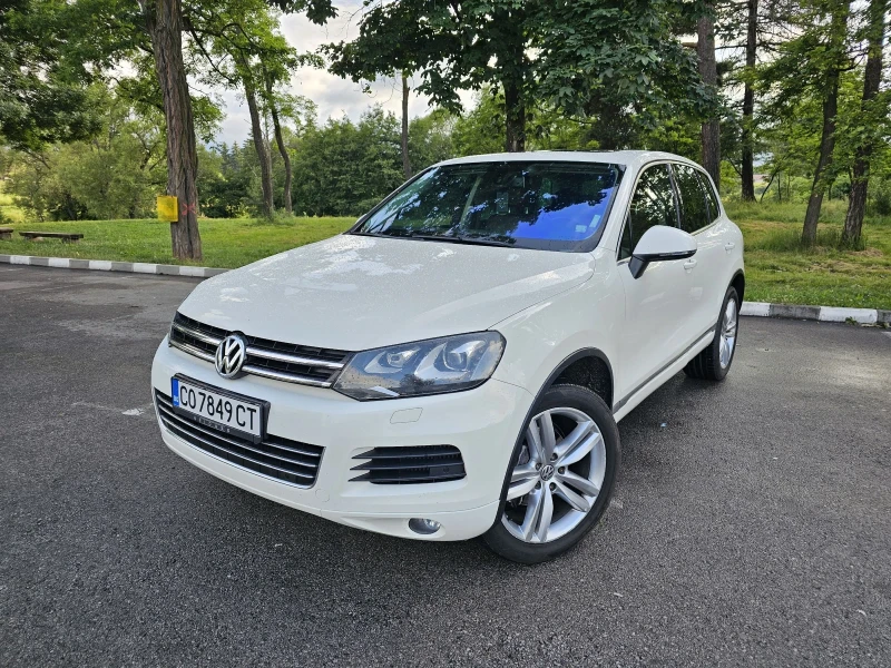 VW Touareg 3.0 КОЖА/НАВИ/ПАНОРАМА , снимка 2 - Автомобили и джипове - 48340452