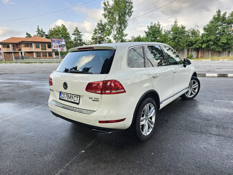 VW Touareg 3.0 КОЖА/НАВИ/ПАНОРАМА , снимка 3 - Автомобили и джипове - 48340452