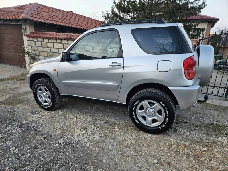 Toyota Rav4 2.0, снимка 2 - Автомобили и джипове - 48921096