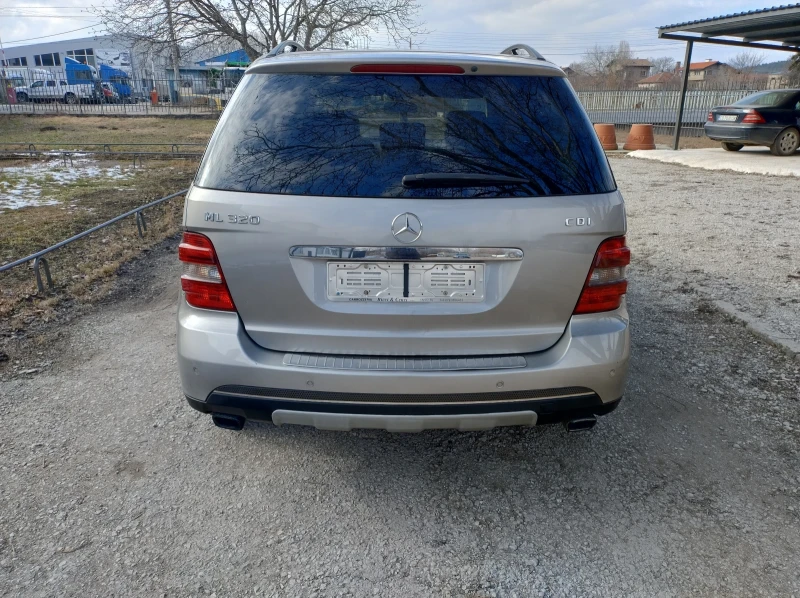 Mercedes-Benz ML 320 3.2 CDI OFF ROAD 4 MATIC FULL, снимка 4 - Автомобили и джипове - 49274845