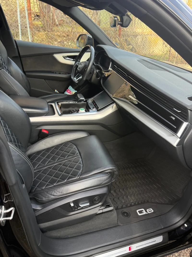 Audi Q8 S-line, снимка 15 - Автомобили и джипове - 52895063