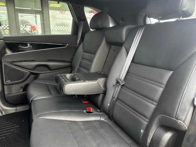 Kia Sorento * SX Limited* АвтоКредит (ЦЕНА ДО БГ), снимка 15 - Автомобили и джипове - 53478620