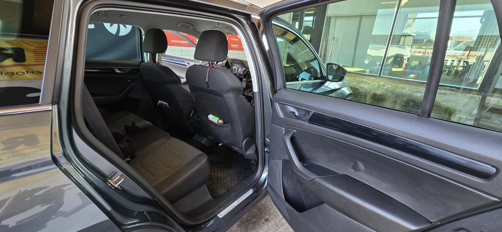 Skoda Kodiaq 190к.с. 4x4 NAVI 360 Distronic LED - изображение 8