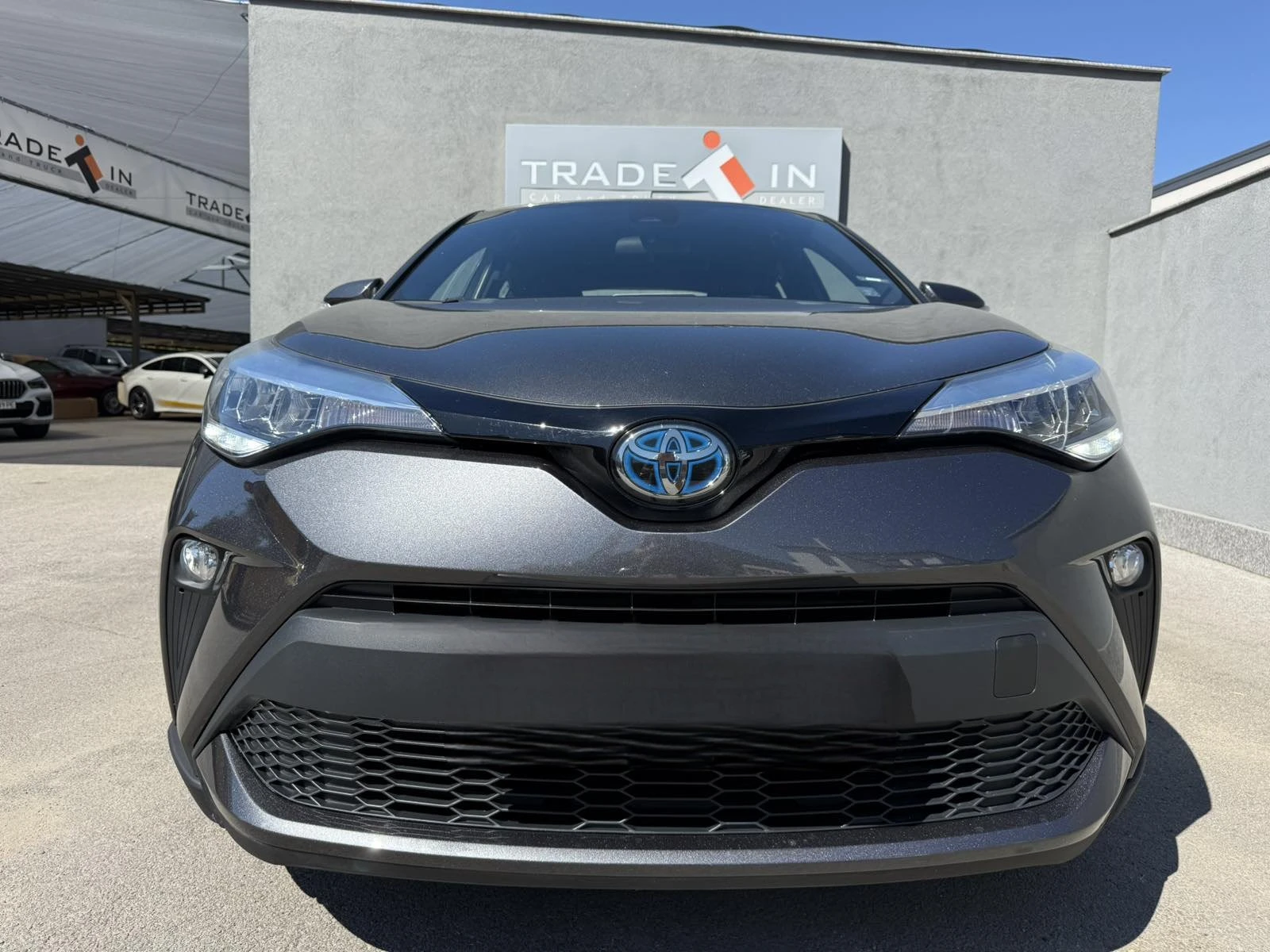 Toyota C-HR FACELIFT 1.8 HYBRID e-CVT - изображение 2