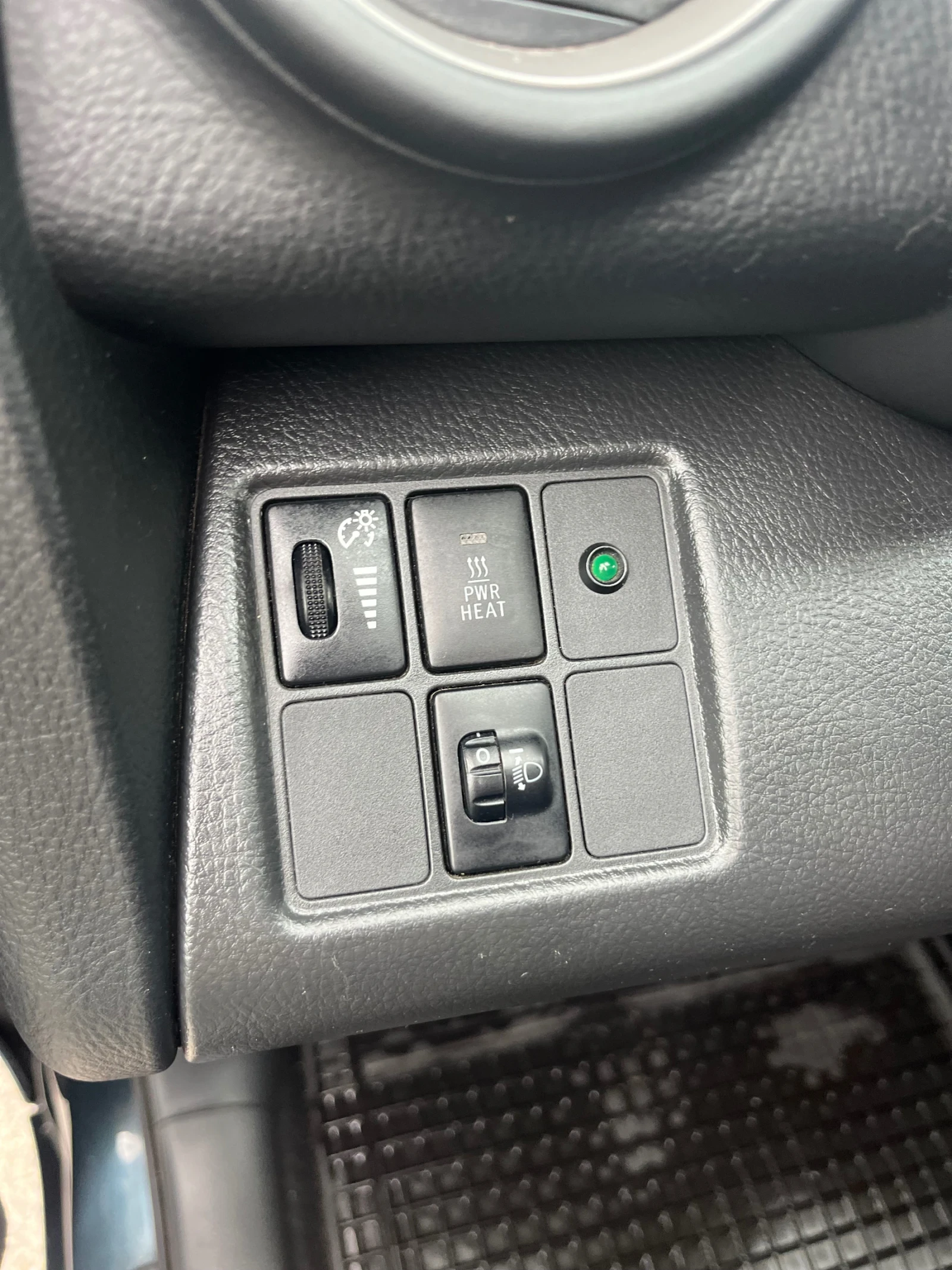 Toyota Rav4 2.2 D-CAT - изображение 6