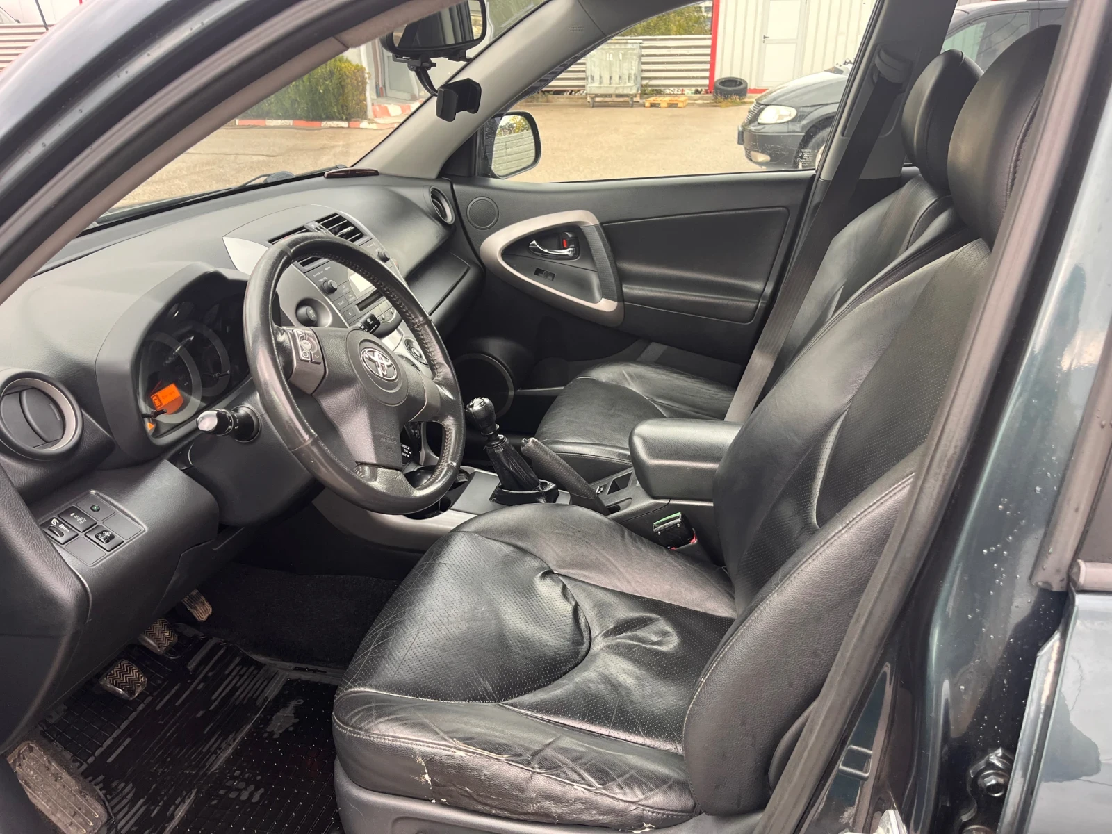 Toyota Rav4 2.2 D-CAT - изображение 7