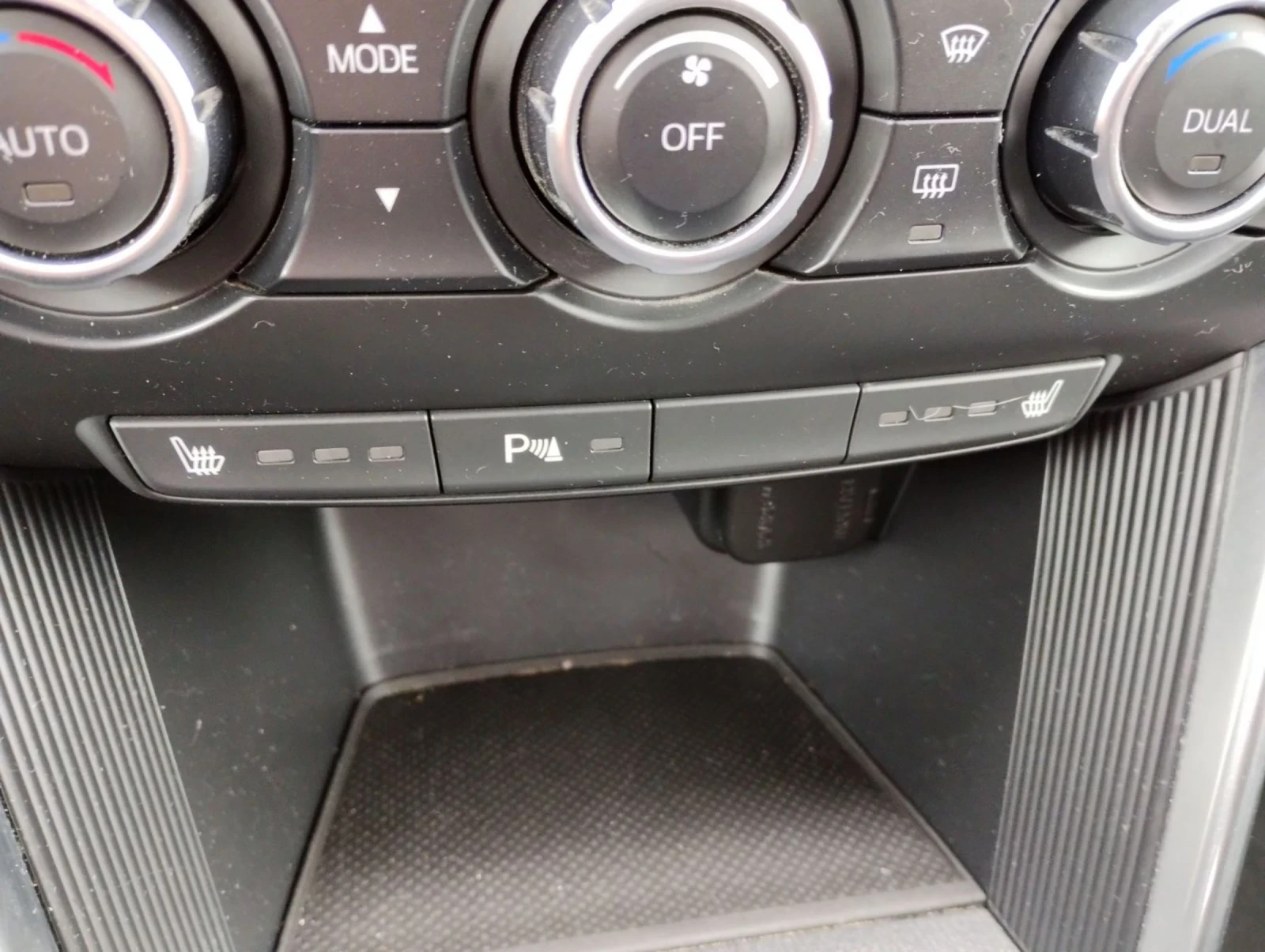 Mazda CX-5 2.0 BENZIN , снимка 12 - Автомобили и джипове - 54082876