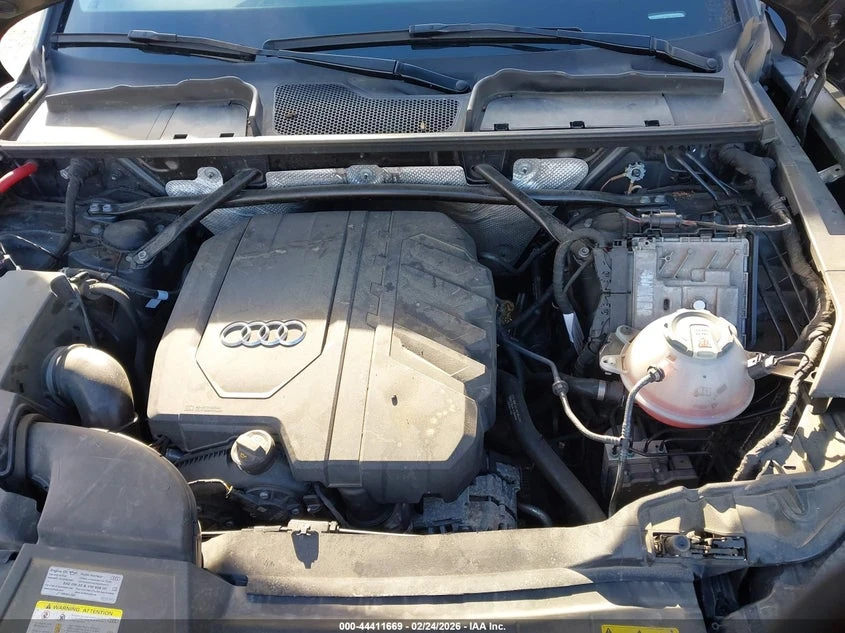 Audi Q5 2.0l Premium 45 Tfsi Quattro S Tronic, снимка 10 - Автомобили и джипове - 54528303