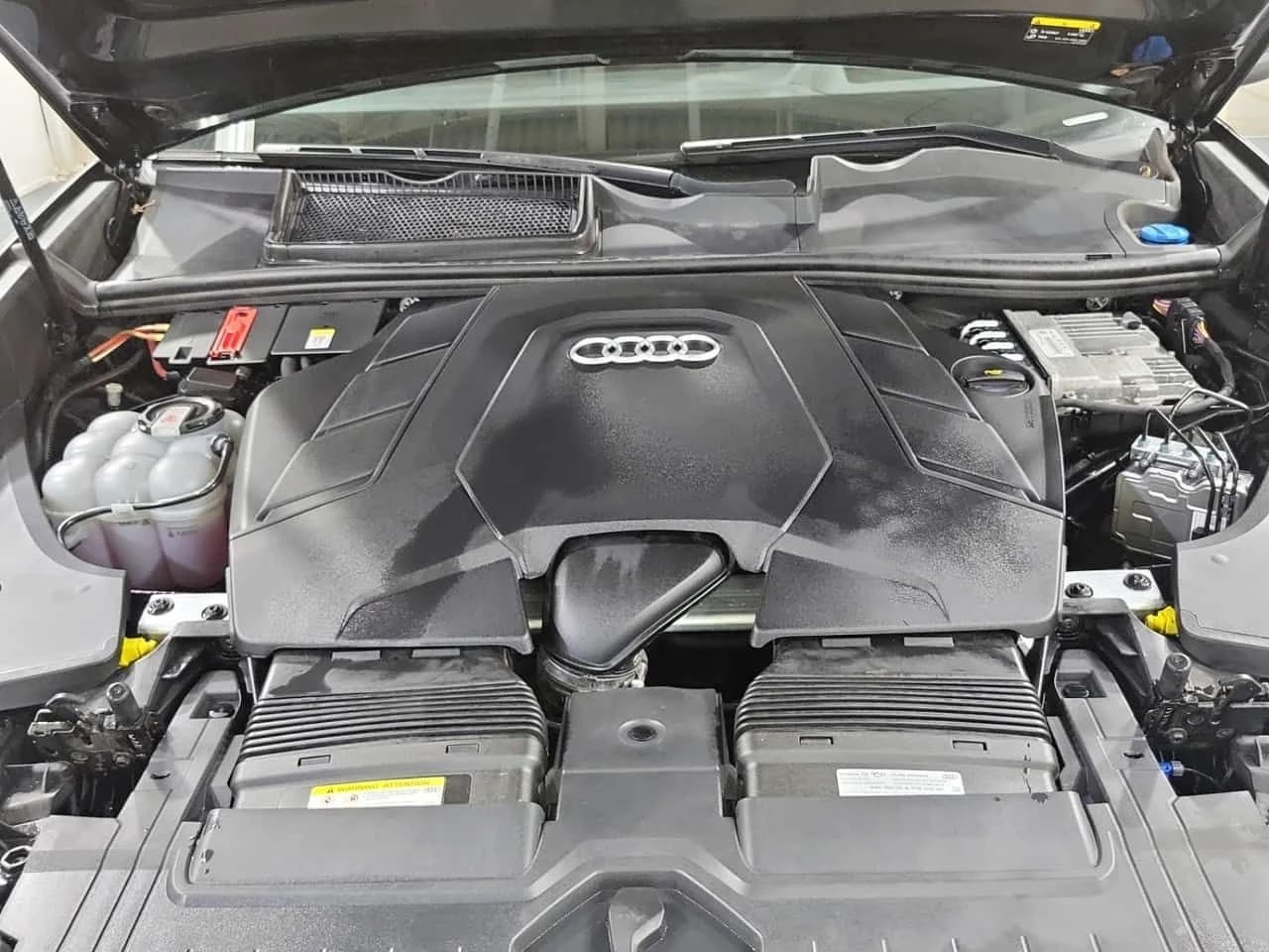 Audi Q8 TECHNIK  CARFAX, снимка 16 - Автомобили и джипове - 54747820