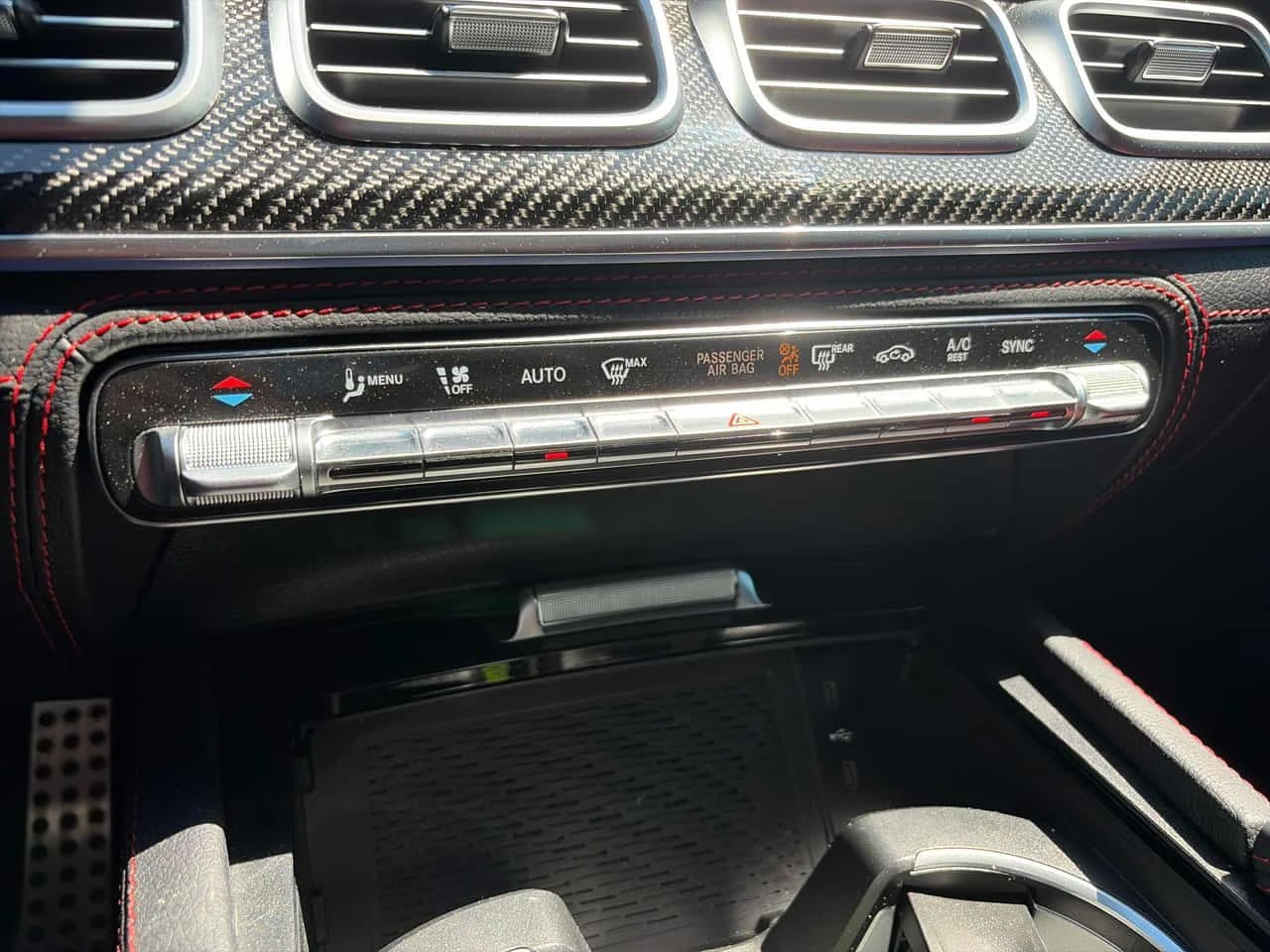 Mercedes-Benz GLE 53 4MATIC BURMESTER| HUD| 360| ОБДУХВАНЕ| , снимка 15 - Автомобили и джипове - 54870308