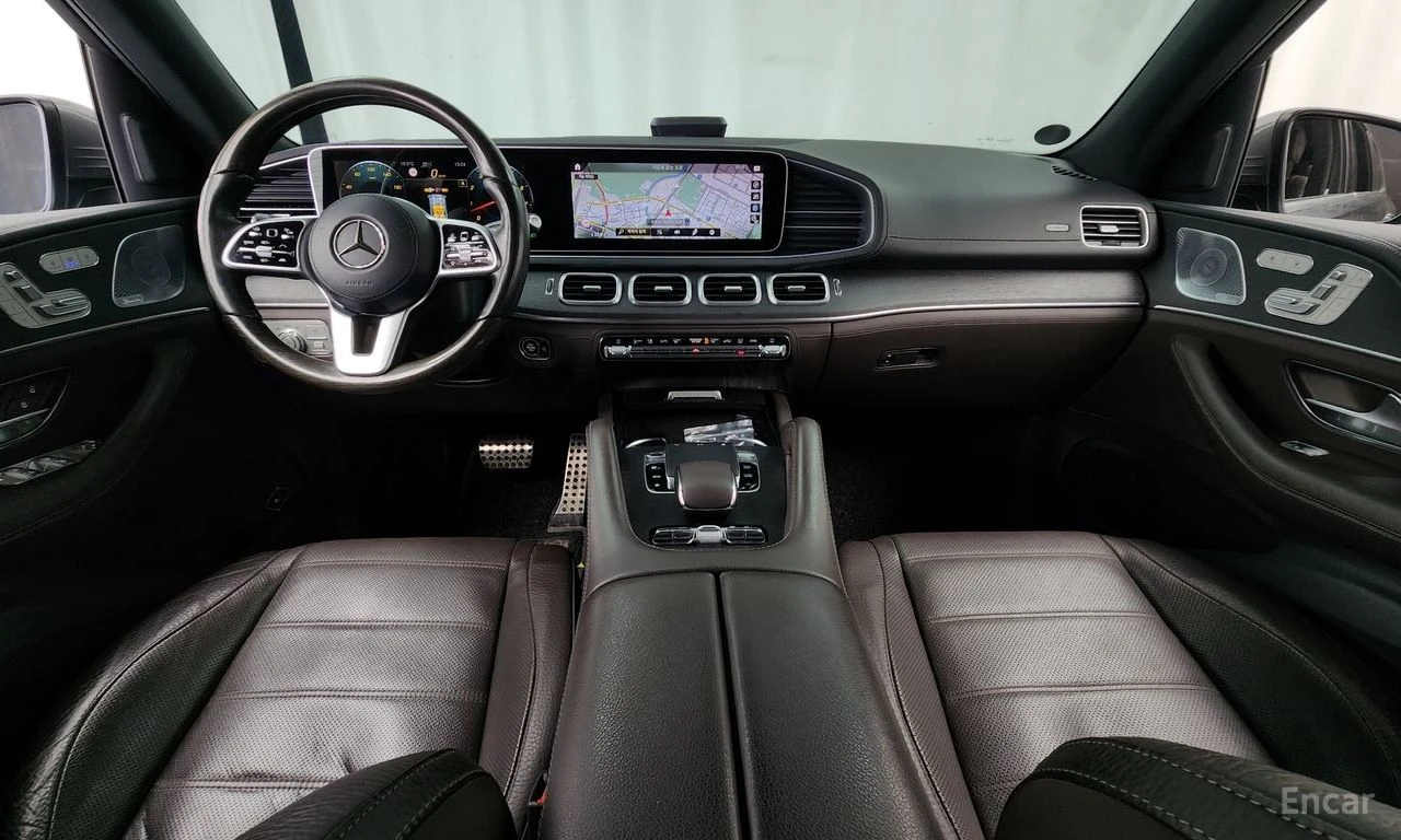 Mercedes-Benz GLS580 BURMESTER* ОБДУХВАНЕ* ДИСТРОНИК* 360КАМЕРА* ПАНОРА, снимка 6 - Автомобили и джипове - 55343181