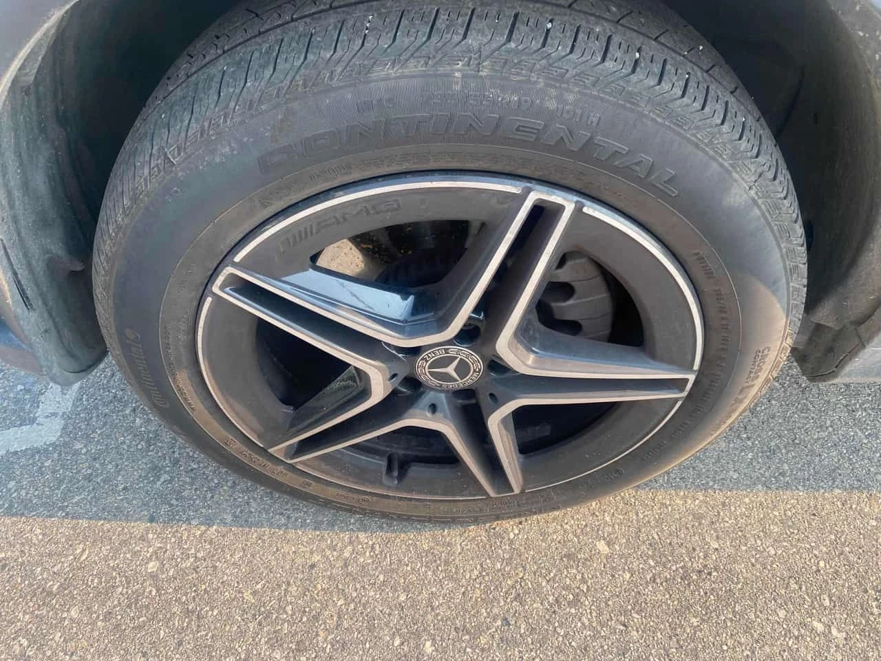 Mercedes-Benz GLC 300  * CARFAX * БЕЗ ПЪРВОНАЧАЛНА ВНОСКА, снимка 7 - Автомобили и джипове - 55422535