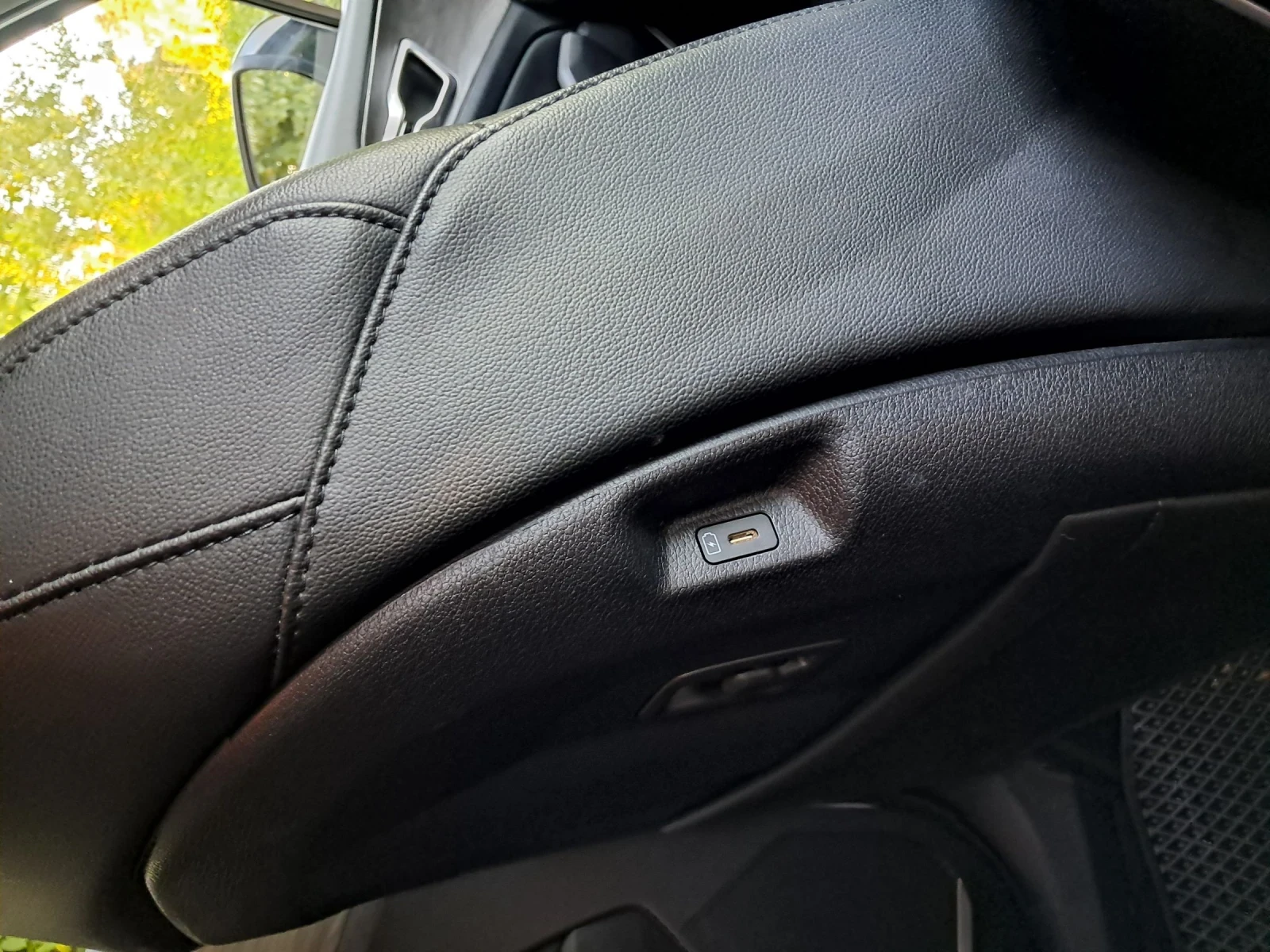 Kia Sportage, снимка 9 - Автомобили и джипове - 55435866