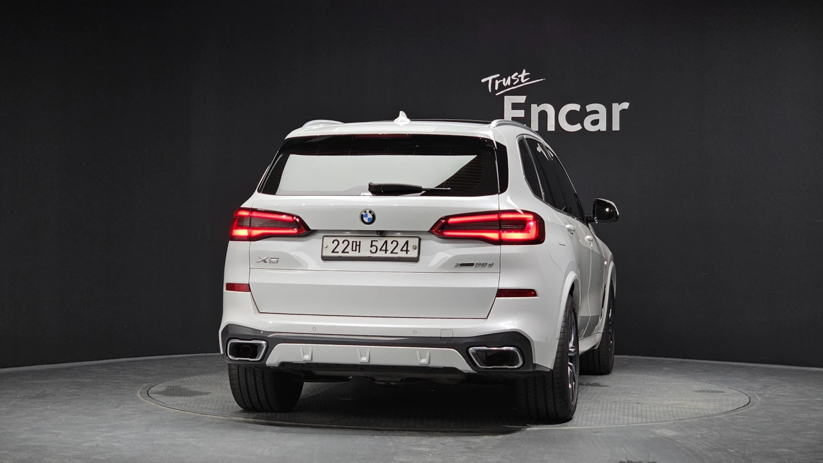 BMW X5 xDrive30d M Sport/ОБДУХВАНЕ/ПАНОРАМА/ДИСТРОНИК/360, снимка 3 - Автомобили и джипове - 55528016