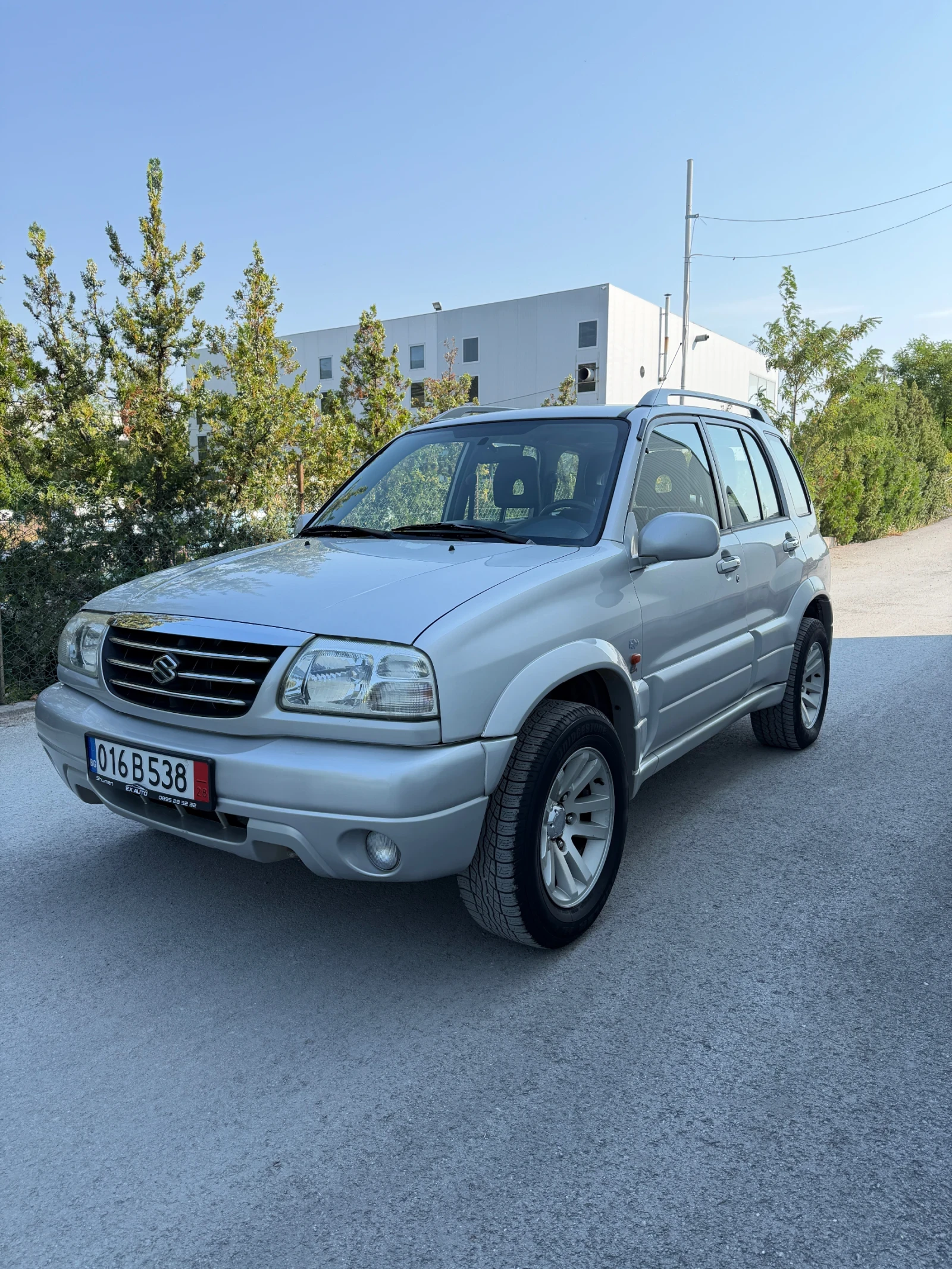 Suzuki Grand vitara 2.0i 128к.с. FreeStyle* ЮБИЛЕЙНА* NAVI* KOJA* KLIM, снимка 2 - Автомобили и джипове - 55610473