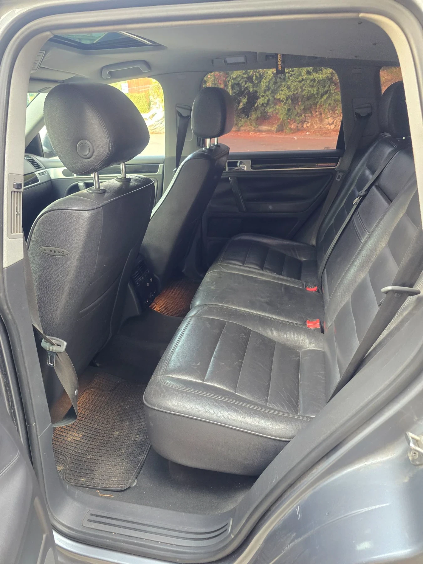 VW Touareg 3.2, снимка 8 - Автомобили и джипове - 55932259