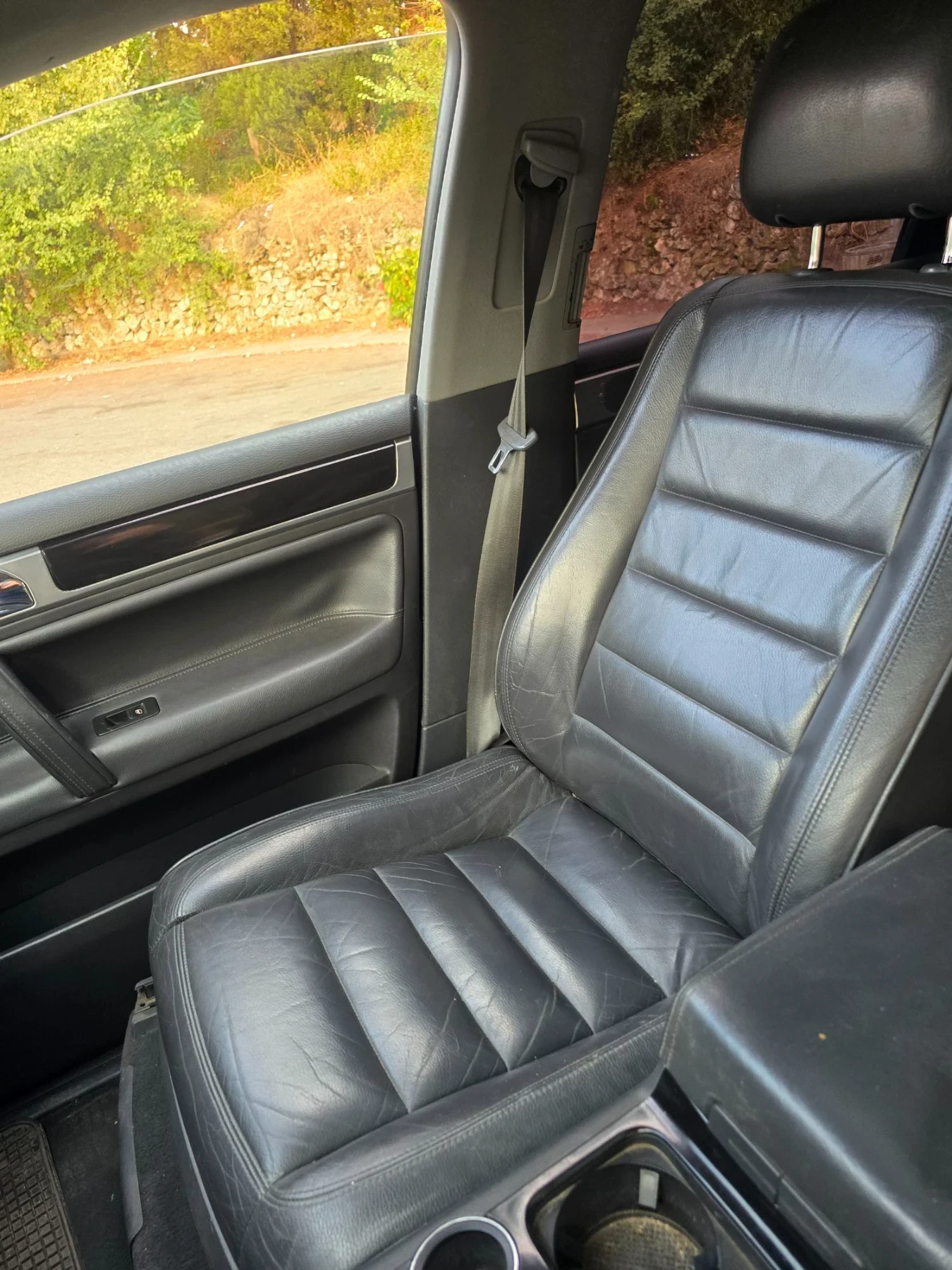 VW Touareg 3.2, снимка 13 - Автомобили и джипове - 55932259