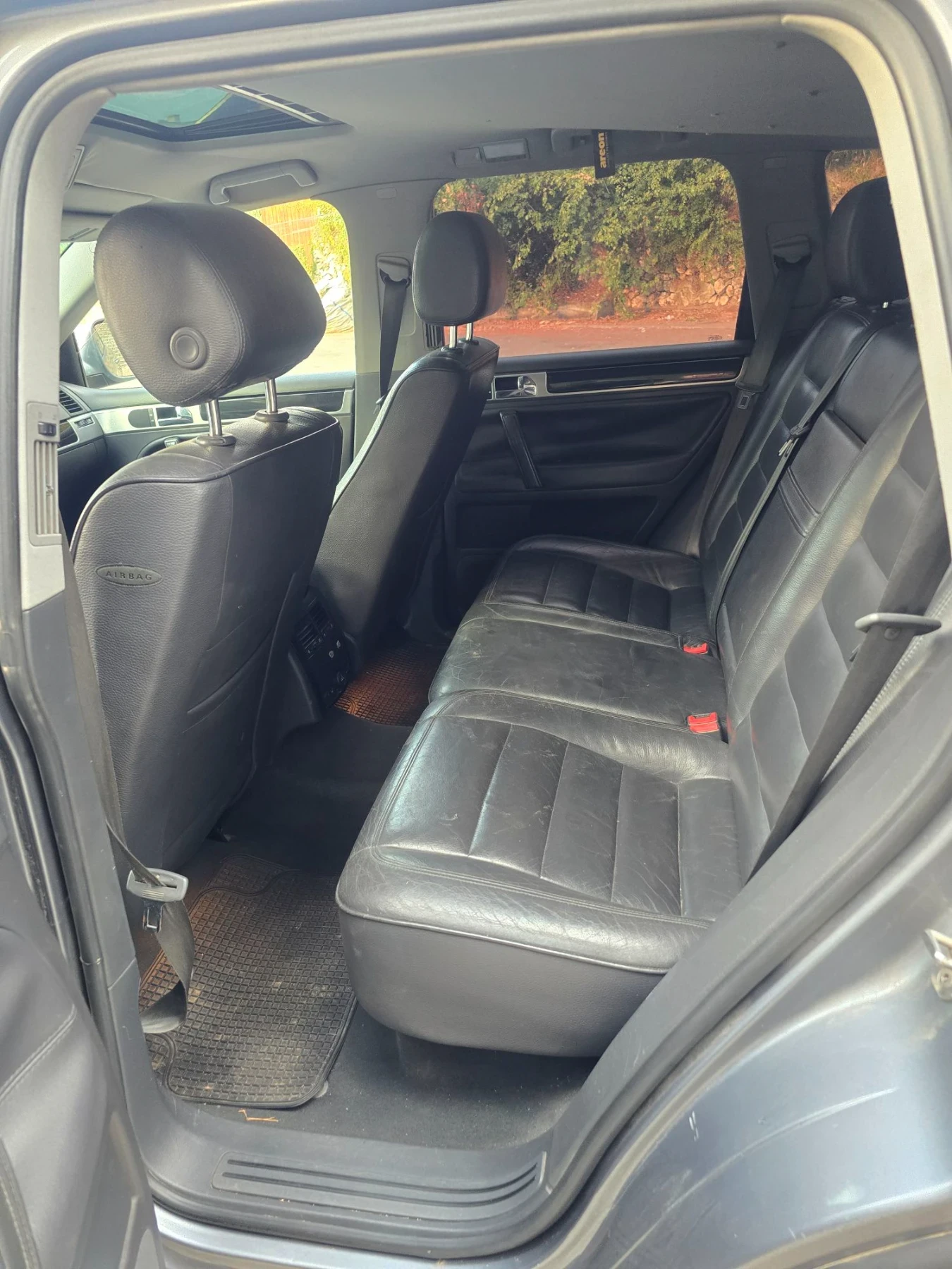 VW Touareg 3.2, снимка 10 - Автомобили и джипове - 55932259
