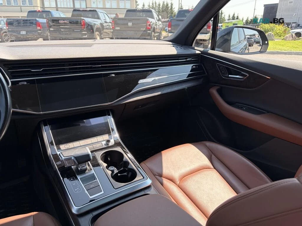 Audi Q7 Black optic * ACC * 360 * АвтоКредит * (ЦЕНА ДО БГ, снимка 13 - Автомобили и джипове - 56070105