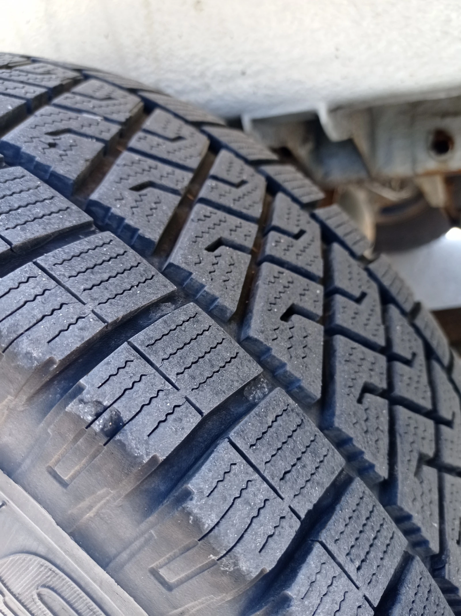 VW Crafter 2.5TDI Напълно обслужен!!!, снимка 10 - Бусове и автобуси - 54089662