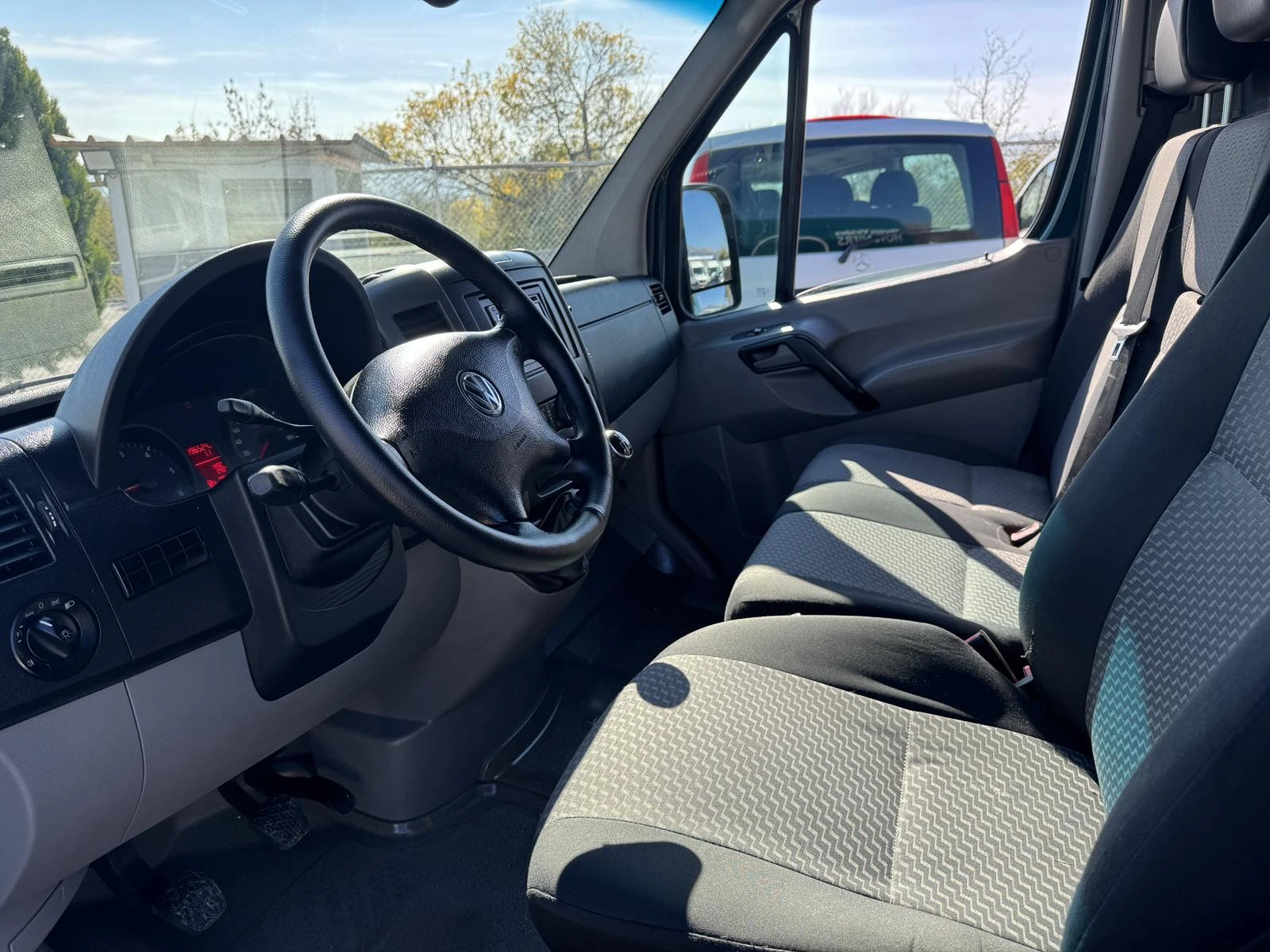 VW Crafter KLIMA, 196000KM!!!, снимка 14 - Бусове и автобуси - 56596841
