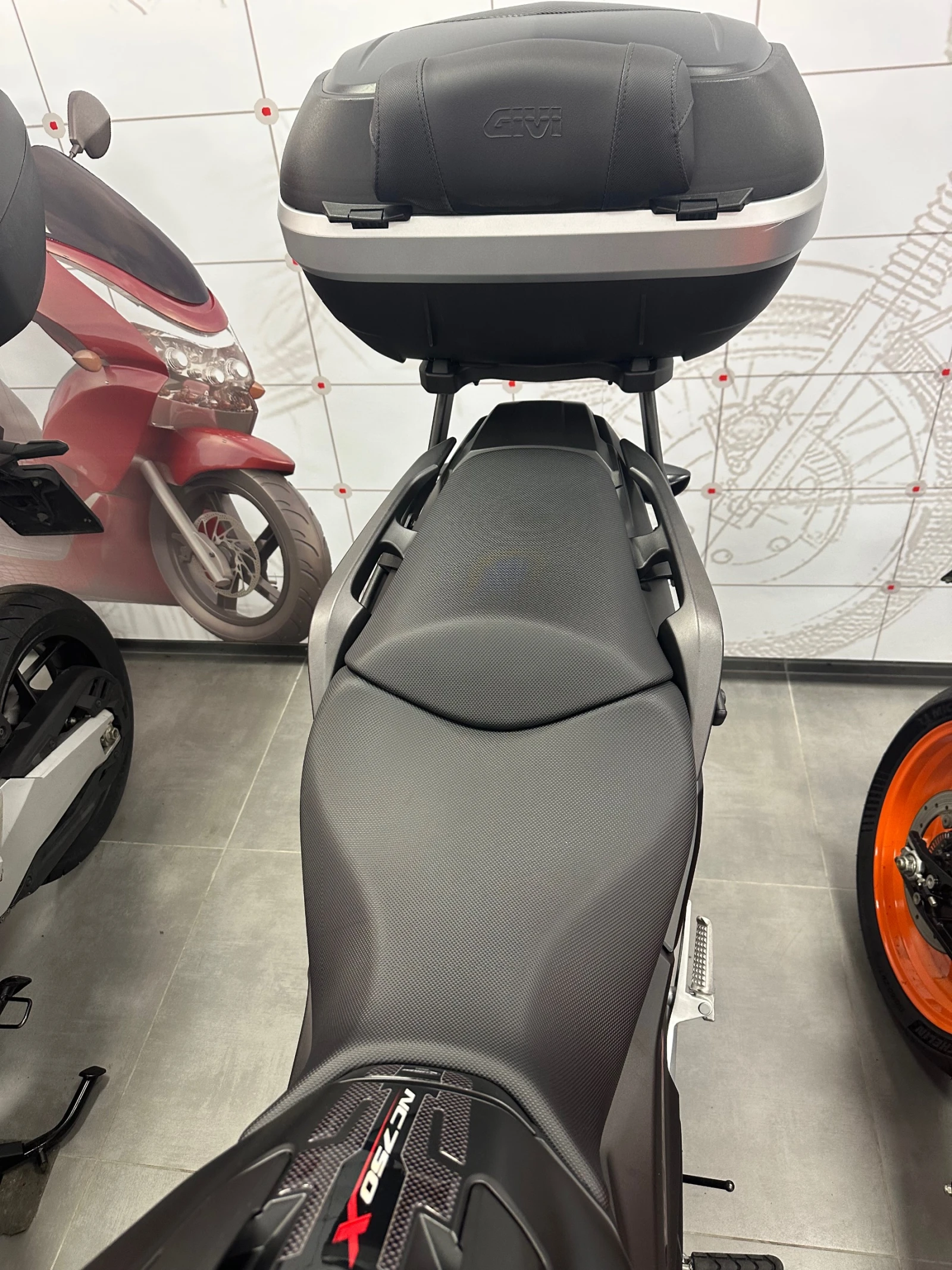 Honda Nc 750X DCT 9302км., снимка 4 - Мотоциклети и мототехника - 53950121