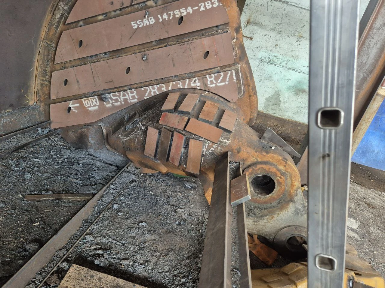 Допълнително оборудване Друг вид РЕМОНТ НА КОФИ ЗА БАГЕРИ ДО 250 ТОНА - изображение 9