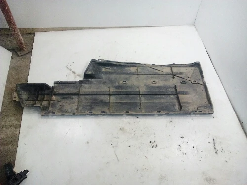 кора под купе субару аутбек дясна