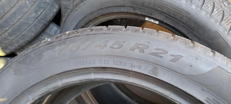 Гуми Зимни 275/45R21, снимка 7 - Гуми и джанти - 31152040