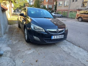 Opel Astra J, снимка 2