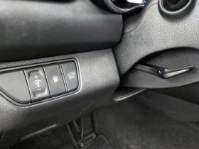 Genesis G70 2.0 Automatic, снимка 8