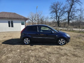 Ford Fiesta 1.3i климатик, снимка 6