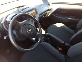 Обява за продажба на Toyota Aygo x Play ~12 500 лв. - изображение 3