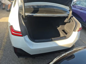 BMW 530  XDRIVE * CARFAX *    | Mobile.bg    12