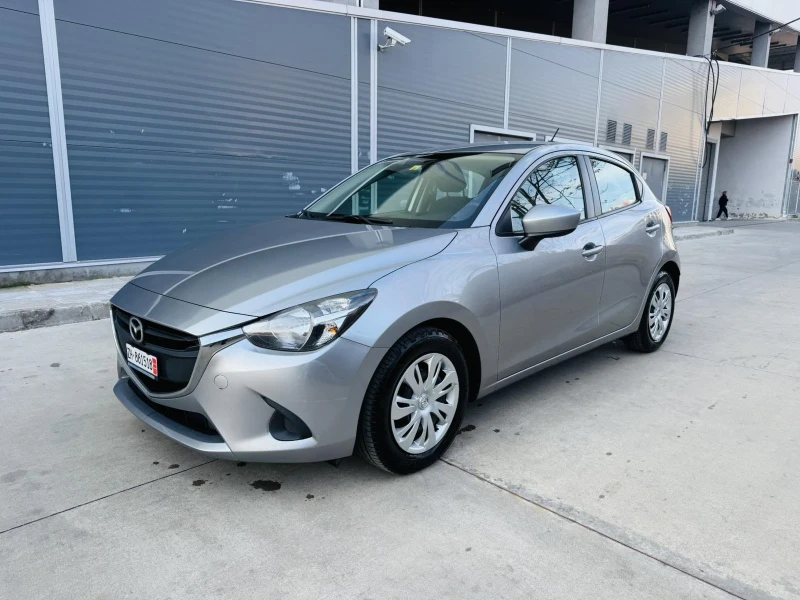 Mazda 2 1.5i Sky Active, снимка 2 - Автомобили и джипове - 48155488