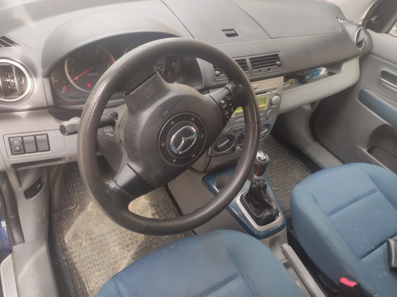 Mazda 2 1.25, снимка 2 - Автомобили и джипове - 48503684