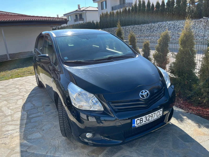 Toyota Verso, снимка 2 - Автомобили и джипове - 49412175