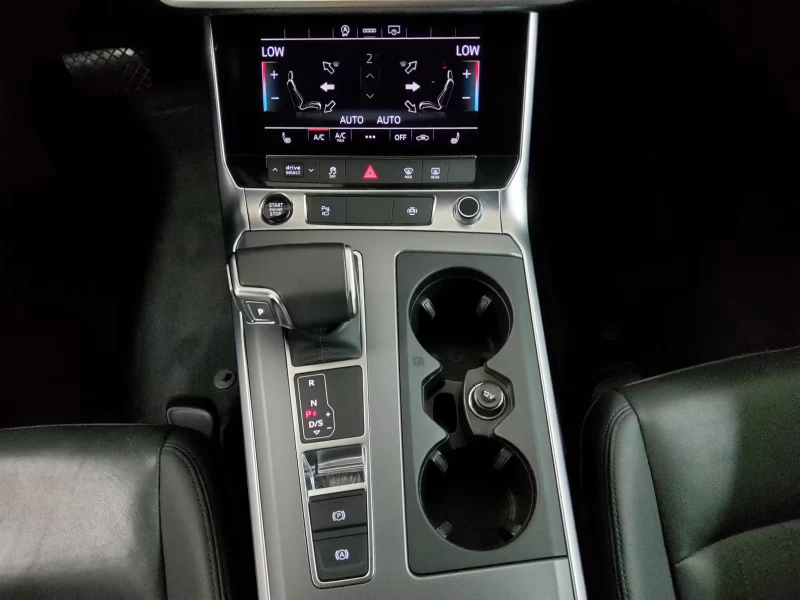 Audi A6 AVANT/40TDI/204HP/S-LINE/NAVI/MATRIX/360/DAB/796f, снимка 8 - Автомобили и джипове - 51824761