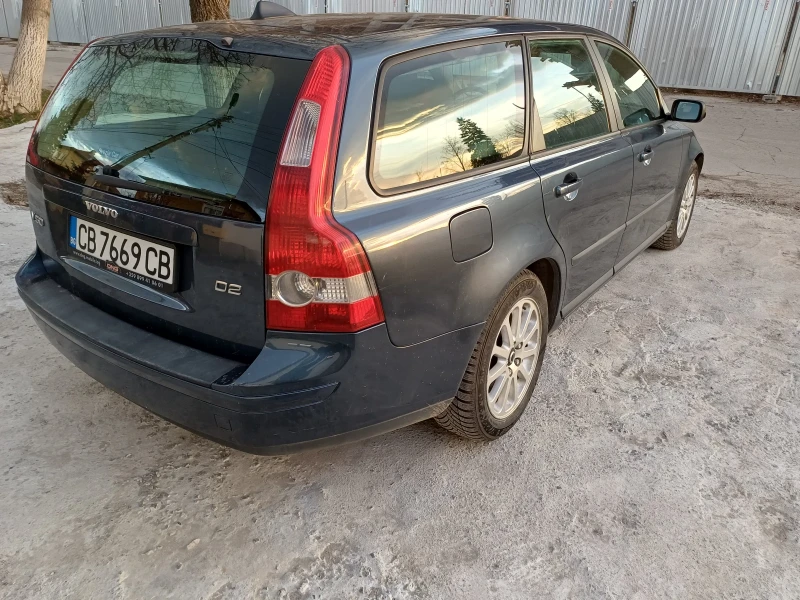 Volvo V50 2.0 дизел, снимка 15 - Автомобили и джипове - 53036185