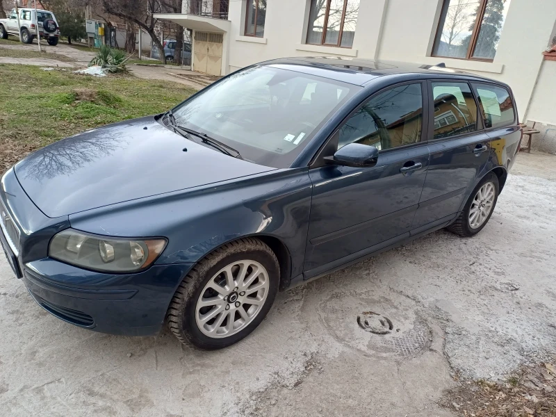 Volvo V50 2.0 дизел, снимка 7 - Автомобили и джипове - 53036185