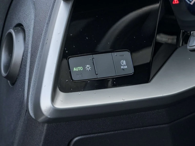 Audi A3 * quattro Premium * CARFAX * ЦЕНА ДО БГ, снимка 16 - Автомобили и джипове - 53307915