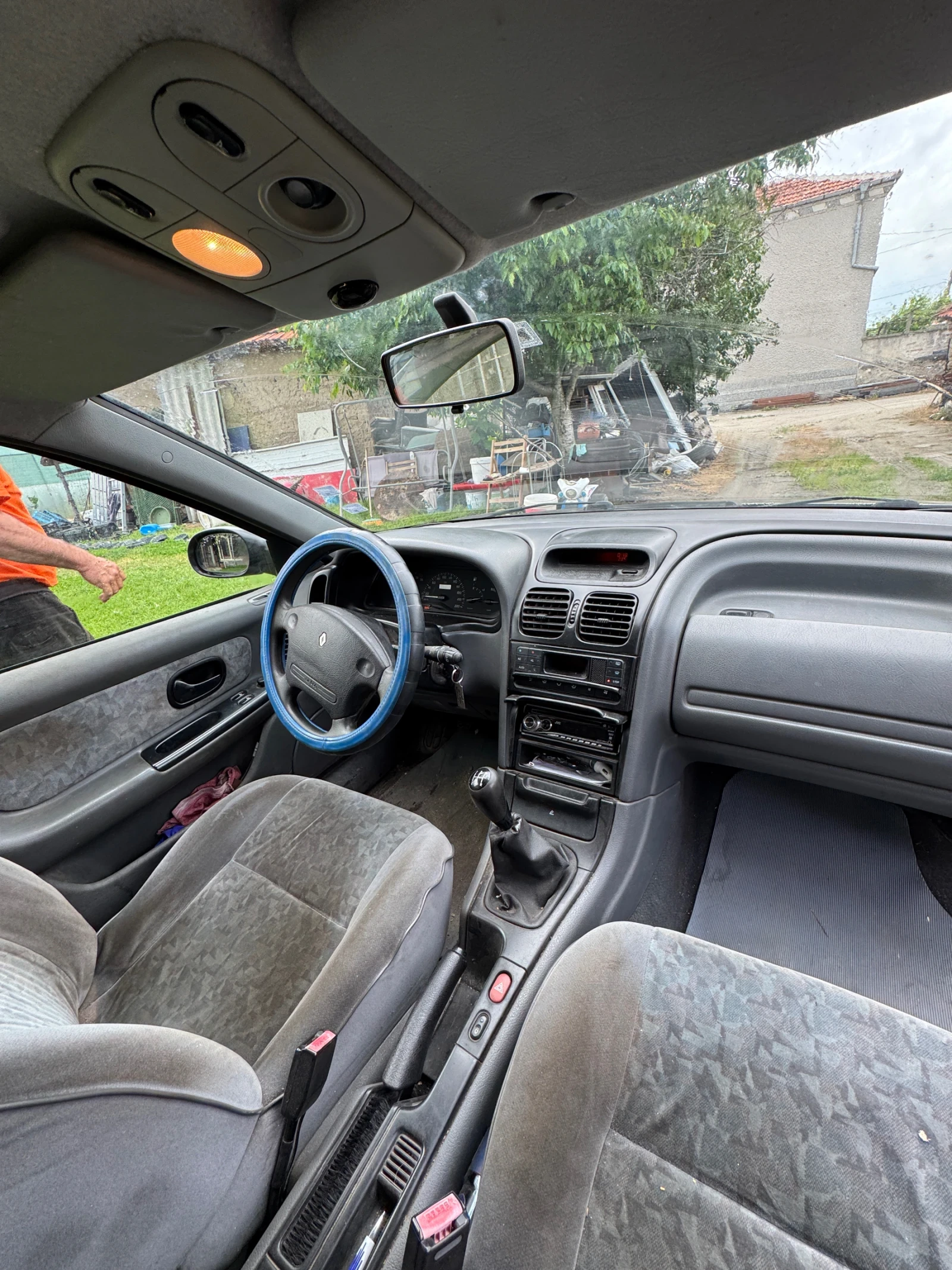 Renault Laguna 2.2 DTI - изображение 7