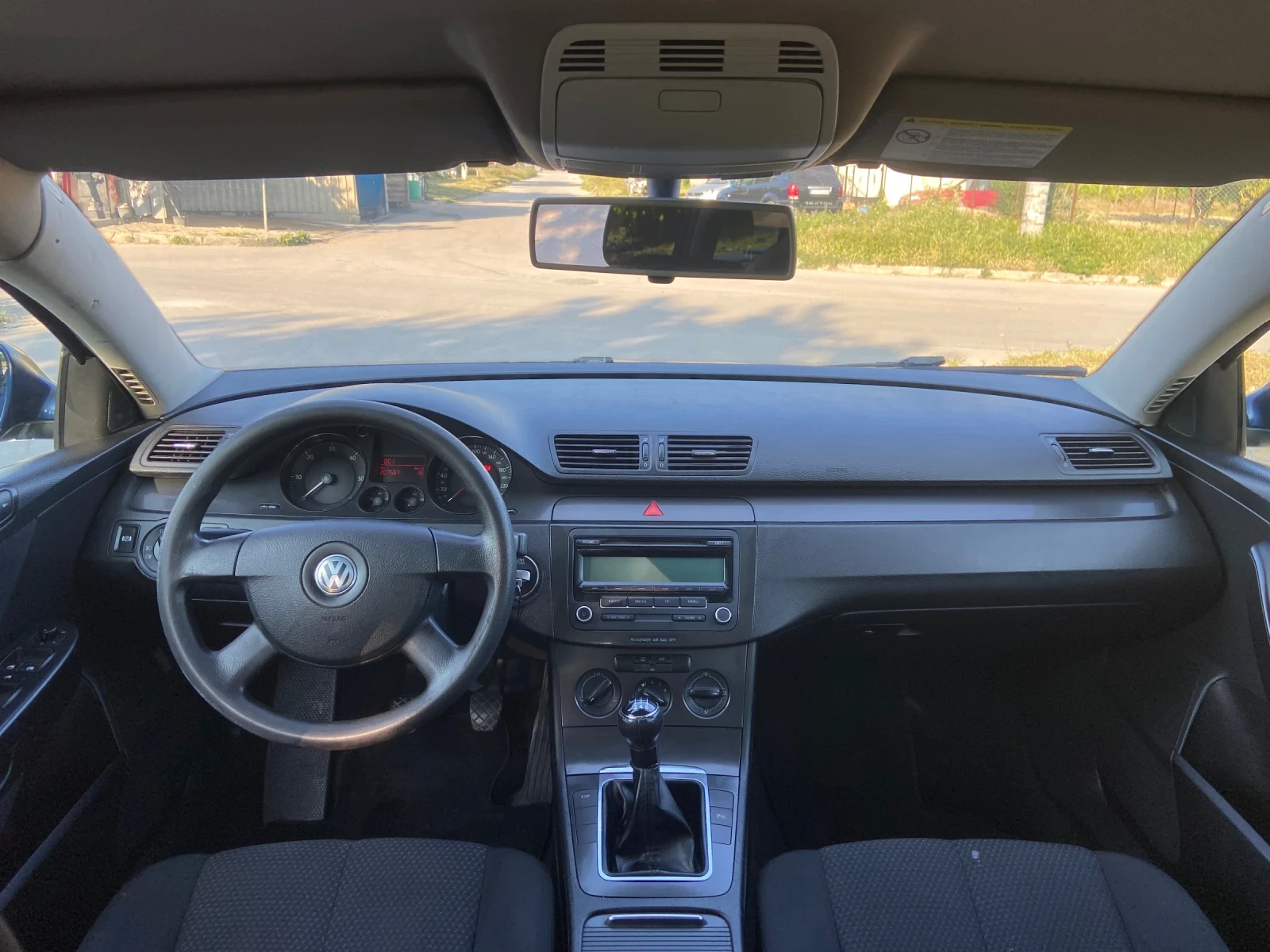 VW Passat 2.0 TDi 140 - изображение 10