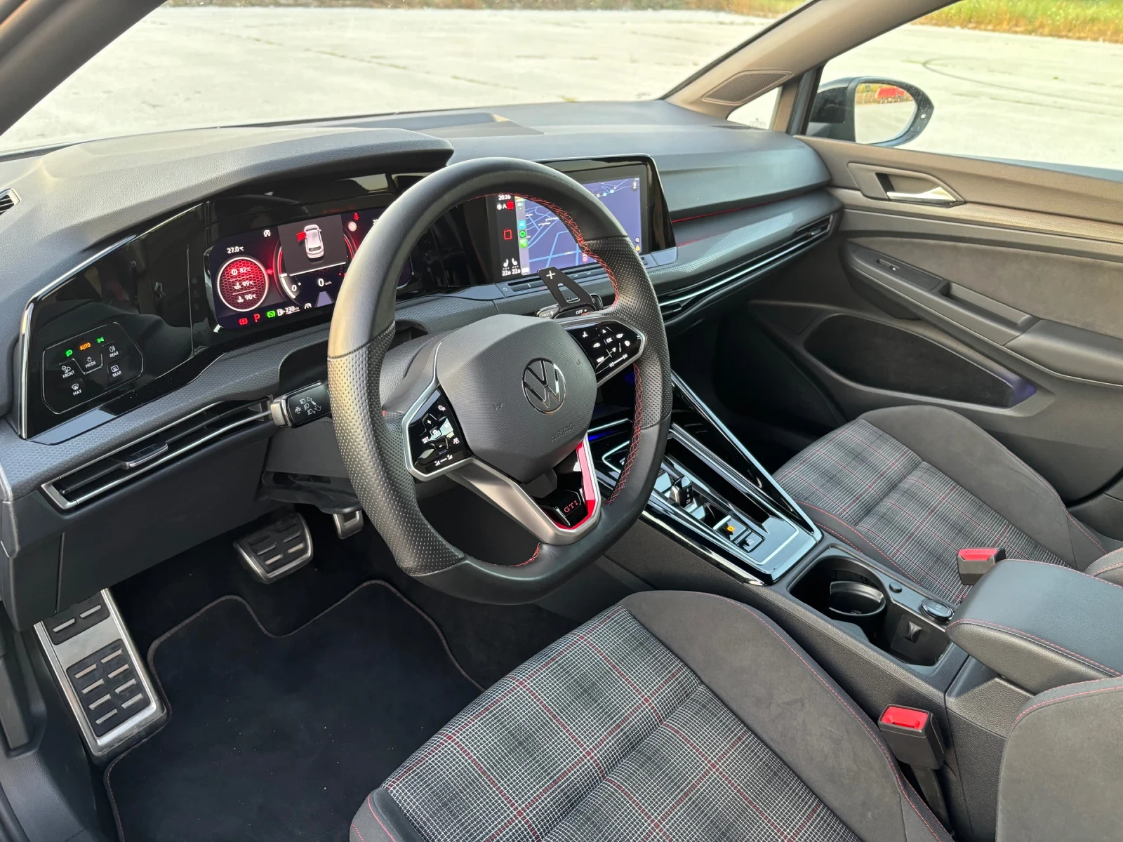 VW Golf 8 GTI  | Mobile.bg   14