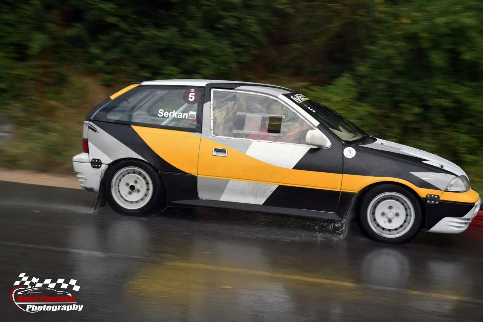 Suzuki Swift GTI RALLY - изображение 5