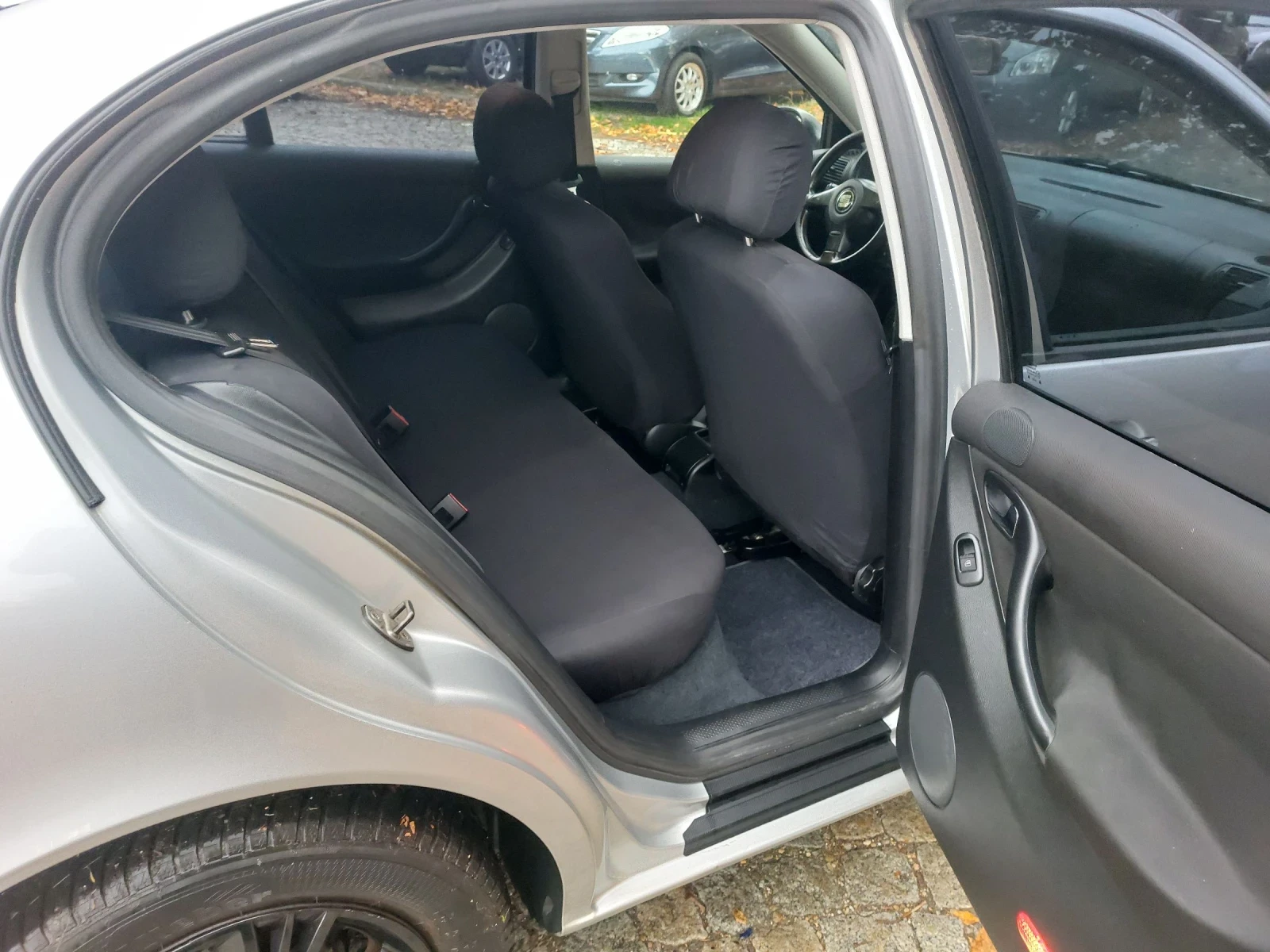 Seat Leon 1800I-20VENTILA-БЕНЗИН | Mobile.bg — изображение 13