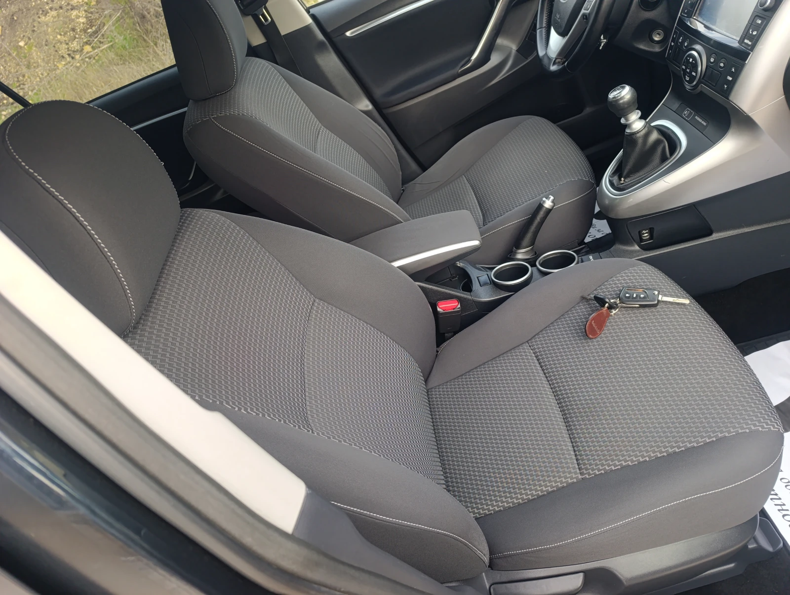 Toyota Verso 1.6D - изображение 10