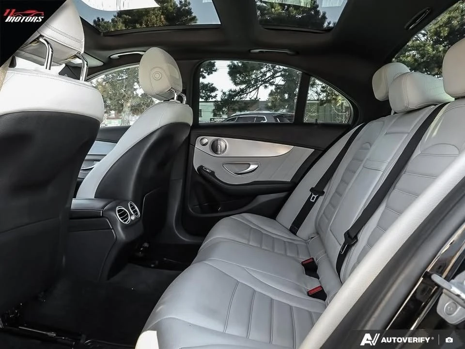 Mercedes-Benz C 300 * * 4MATIC* * AMG PACK* *  - изображение 8