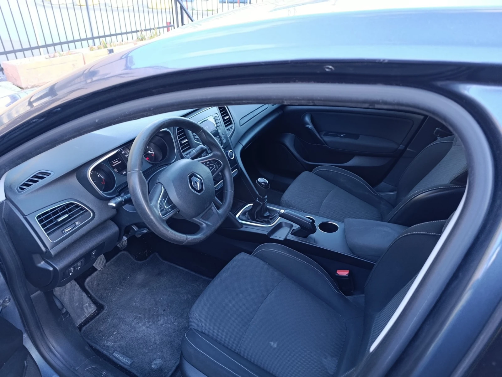 Renault Megane  - изображение 7